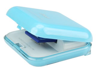 Illustration for article titled USB Memory Card Reader With Compact Mirror. Verdict: Wacky!